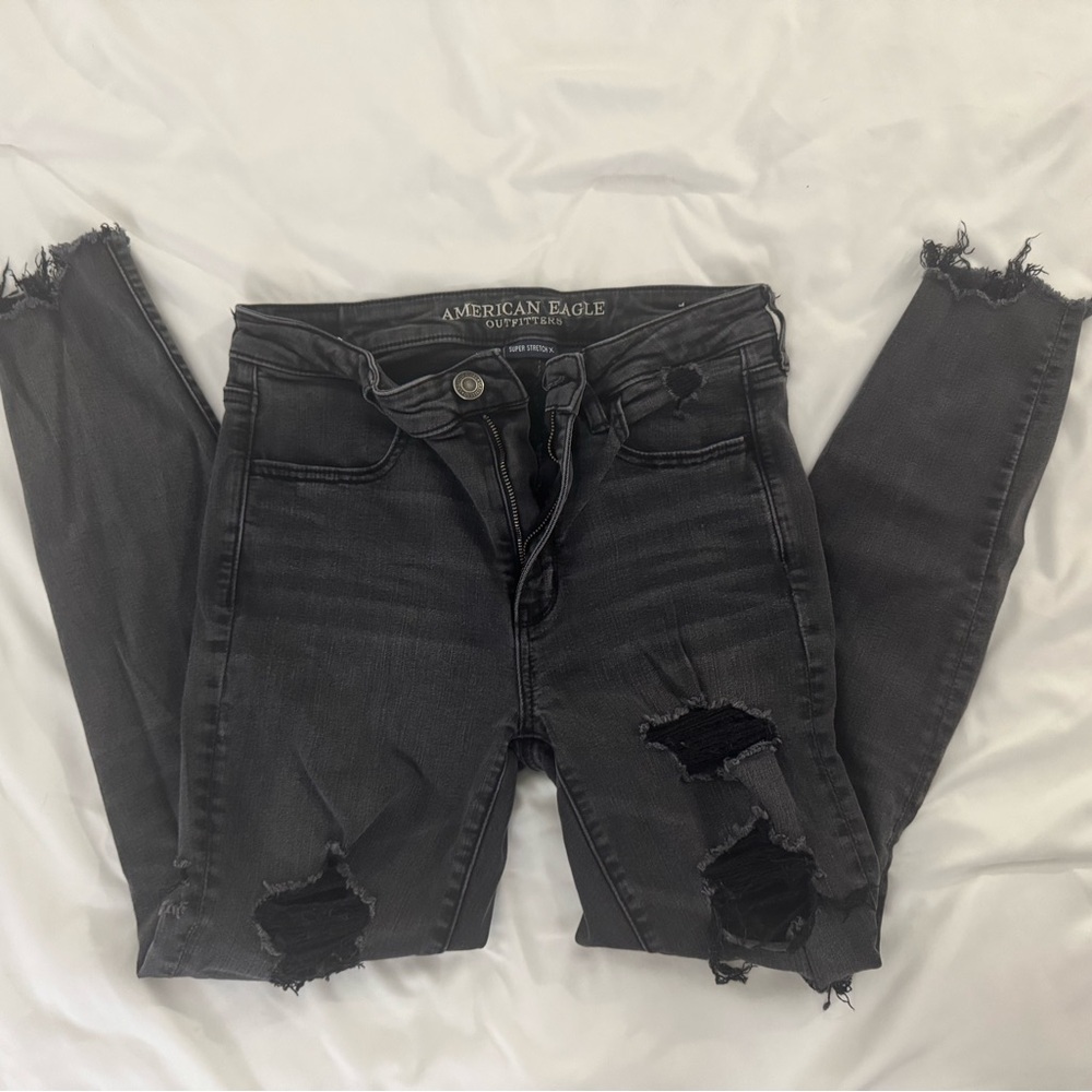 American Eagle Outfitters Women's Black Distressed Jeans
